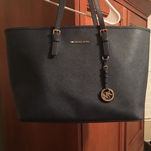 Michael Kors Shoulder Bag